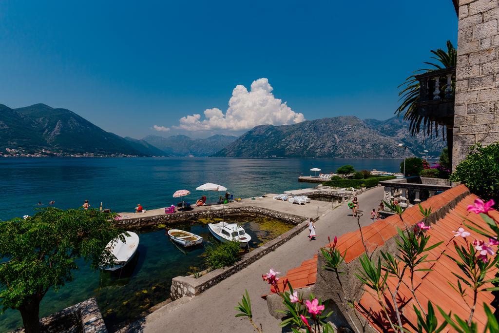 Celine'S Place By The Sea Kotor Eksteriør bilde