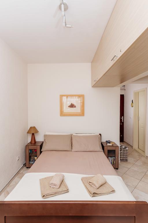 Celine'S Place By The Sea Kotor Eksteriør bilde