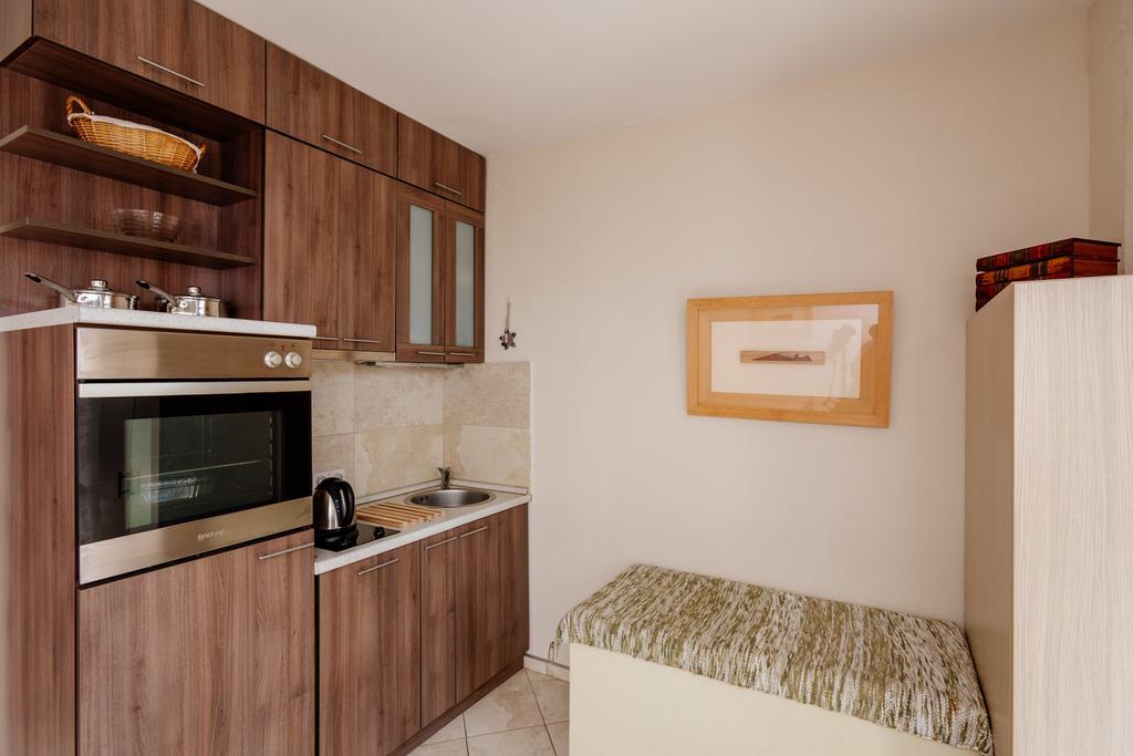 Celine'S Place By The Sea Kotor Eksteriør bilde